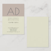 Verticale monogram minimalistisch beige kleurenren visitekaartje (Voorkant / Achterkant)