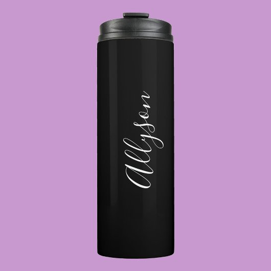 Verticale naam in witte script op zwart personalis thermosbeker