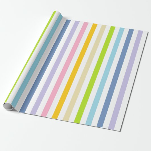 Verticale pasteelregenboog en witte strepen cadeaupapier (Uitgerold)