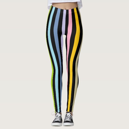 Verticale pasteelregenboog en zwarte strepen leggings (Voorkant)