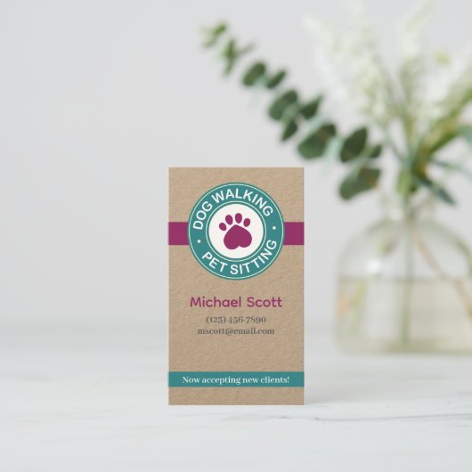 Verticale Pet Sitting Pawprint Visitekaartje (Staand voorkant)