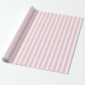 Verticale strepen babyroze en wit gestreept cadeaupapier (Uitgerold)
