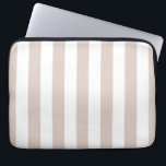 Verticale strepen beige en wit gestreept laptop sleeve<br><div class="desc">Vertical Stripes - beige en wit gestreept patroon.</div>