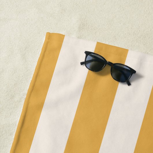 Verticale strepen Mosterdgeel en wit gestreept Strandlaken (In situ)