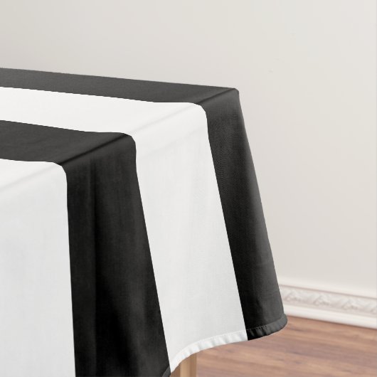 Verticale strepen zwart en wit gestreept tafelkleed (Voorbeeld)