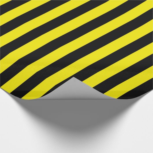 Verticale zwarte en gele strepen cadeaupapier (Hoek)