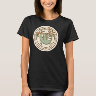 Vertraag en Ruik aan de Bladeren Schattige Luiaard T-shirt