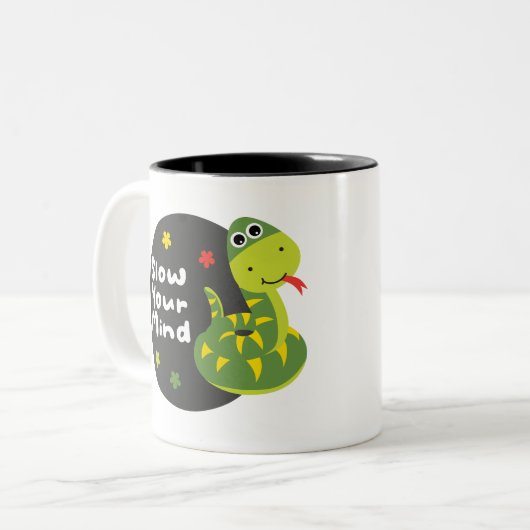 Vertraag je geest Kawaii grappige groene slang Tweekleurige Koffiemok (Voorkant links)