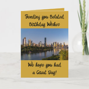 Vertraagde verjaardagswensen toevoegen foto goud kaart