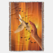 Vertrouw God met Dove in Hand Deken (Voorkant Verticaal)