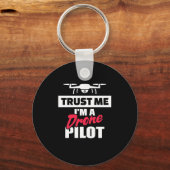 Vertrouw me dat ik een drankje heb. sleutelhanger (Voorkant)