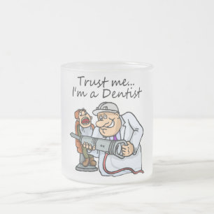 Vertrouw me ik ben een tandarts matglas koffiemok