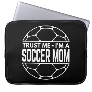 VERTROUW ME MET EEN SOCCER MOMENT LAPTOP SLEEVE