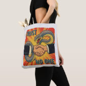 Vertrouw niemand - Retro Snake Handshake Art | Tote Bag (Dichtbij)