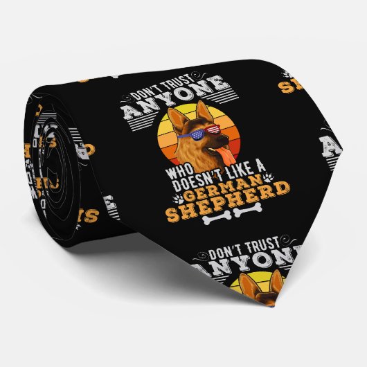 Vertrouw niet dat iemand niet zoals een Duitse her Stropdas (Opgerold)