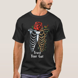 Vertrouw op je lichaam Rood roodroze esthetisch T-shirt