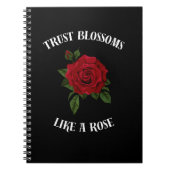Vertrouwen bloeit als een roos notitieboek (Voorkant)