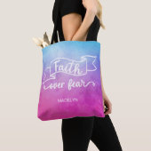 Vertrouwen over angst Modern Waterverf Inspirerend Tote Bag (Dichtbij)