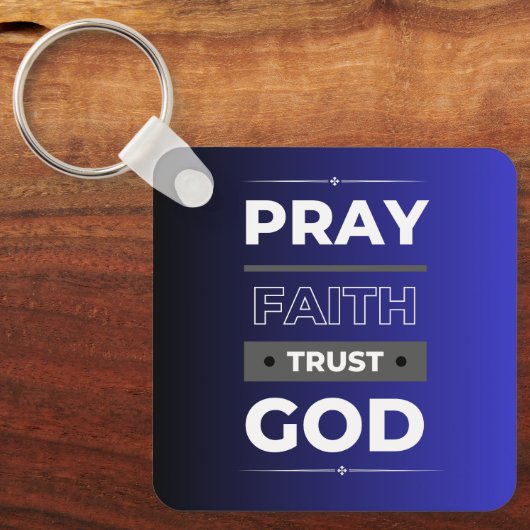 Vertrouwen, Pray, Sleutelhanger van Vertrouwen (Voorkant)