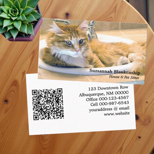 Vervangbare grappige kat in gootsteen foto en QR-c Visitekaartje