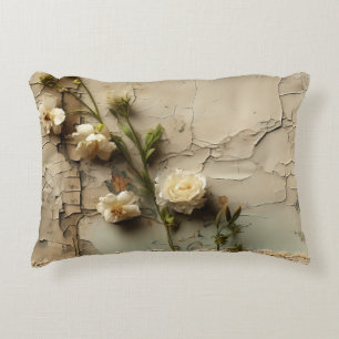 Vervuild papier met witte rustieke bloemenmotief accent kussen