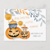 Verwacht een kleine pompoen Halloween zwangerschap Aankondigingskaart (Voorkant)