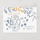 Verwacht een kleine zwangerschap met Boo Cute Hall Aankondigingskaart (Voorkant)