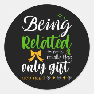 Verwant zijn aan mij grappige kerstfamilie-pyjama' ronde sticker