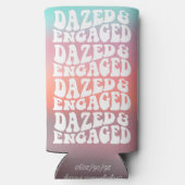 Verward Ingeschakeld Aqua Roze Retro Tekst Ontwerp Seltzer Blikjeskoeler (Achterkant)