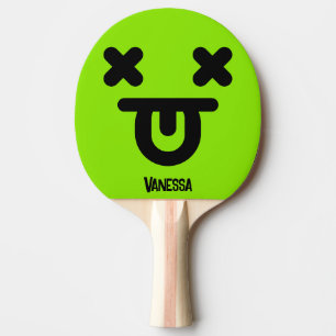 Verward tong uit gezicht groen met naam tafeltennisbatje