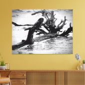 Verweerd drijfhout op de oever canvas afdruk (Insitu (Woonkamer))