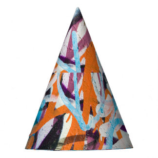 Verweerde betonnen muur, grungy textuur. feesthoedjes