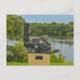 Verweerde Herdenkingssculptuur Briefkaart