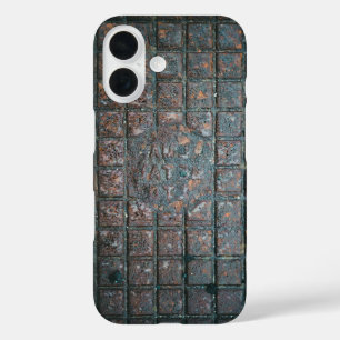 Verweerde metalen rooster iPhone 16 hoesje