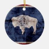 Verweerde vlag van Wyoming Keramisch Ornament (Voorkant)