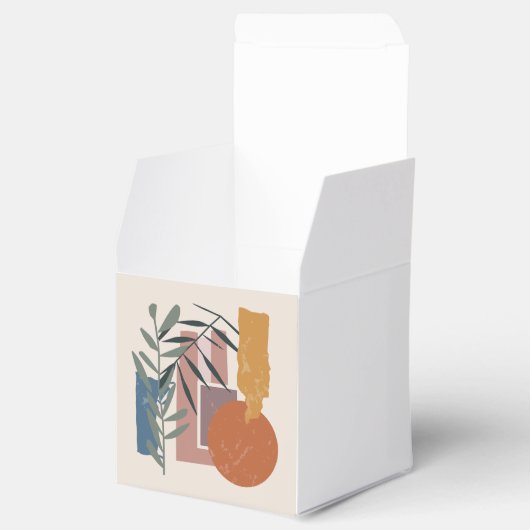 Verweerde vormen en stelen bedankdoosjes (Geopend)