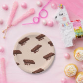 Verwen in Chocolate Bliss met Rond Papier Bord (Feest)