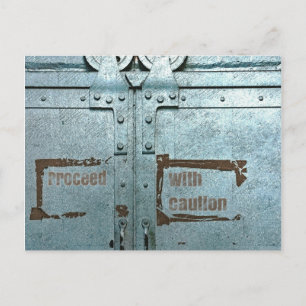 Verwerk voorzichtig met blauwe grijze industriële  briefkaart