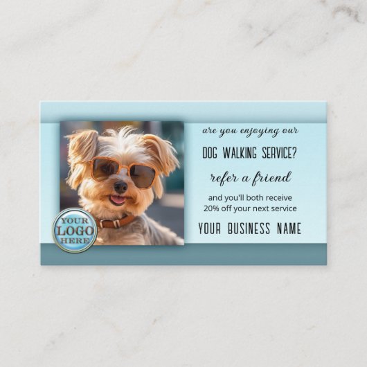 Verwijs een Vriend Logo QR Code Foto Hond Walker Aanbevelingskaartje (Voorkant)