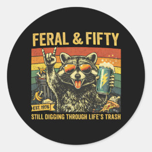 Verwilderd en Fifty 50ste verjaardag Sarcasme Vijf Ronde Sticker