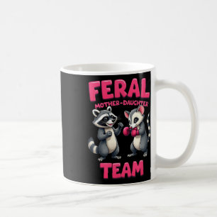 Verwilderde Moeder Dochter Team Funny Raccoon Boxi Koffiemok