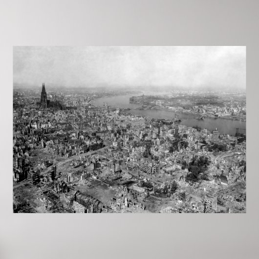 verwoeste Keulen - Zerstörtes Köln WW2 1945 Poster (Voorkant)