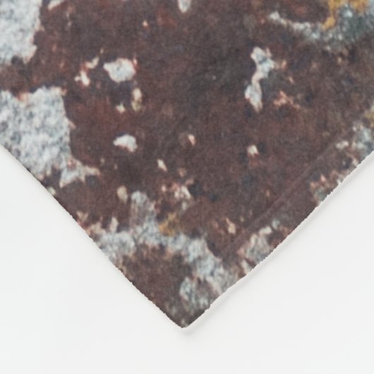 Very old rusted sheet iron. Textured metal surface Fleece Deken (Hoek)