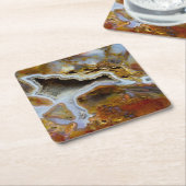 Verzakt hout met kristallen kartonnen onderzetters (Schuin)