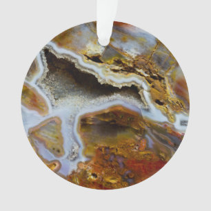 Verzakt hout met kristallen ornament