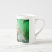 Verzamelen van regendruppels door Lynne BellChambe Porselein Kop (Rechts)