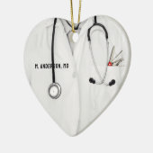 Verzamelobject dokter keramisch ornament (Links)