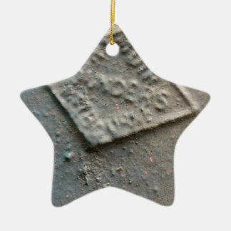 Verzegeld -- De antiek verbinding van metaalmakers Keramisch Ornament