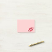 Verzegeld met een Kiss Post-its Post-it® Notes (Op bureau)