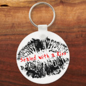 Verzegeld met een Kiss Sleutelhanger (Voorkant)